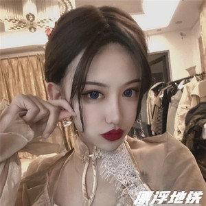 大胸妹子脱光衣服被操
